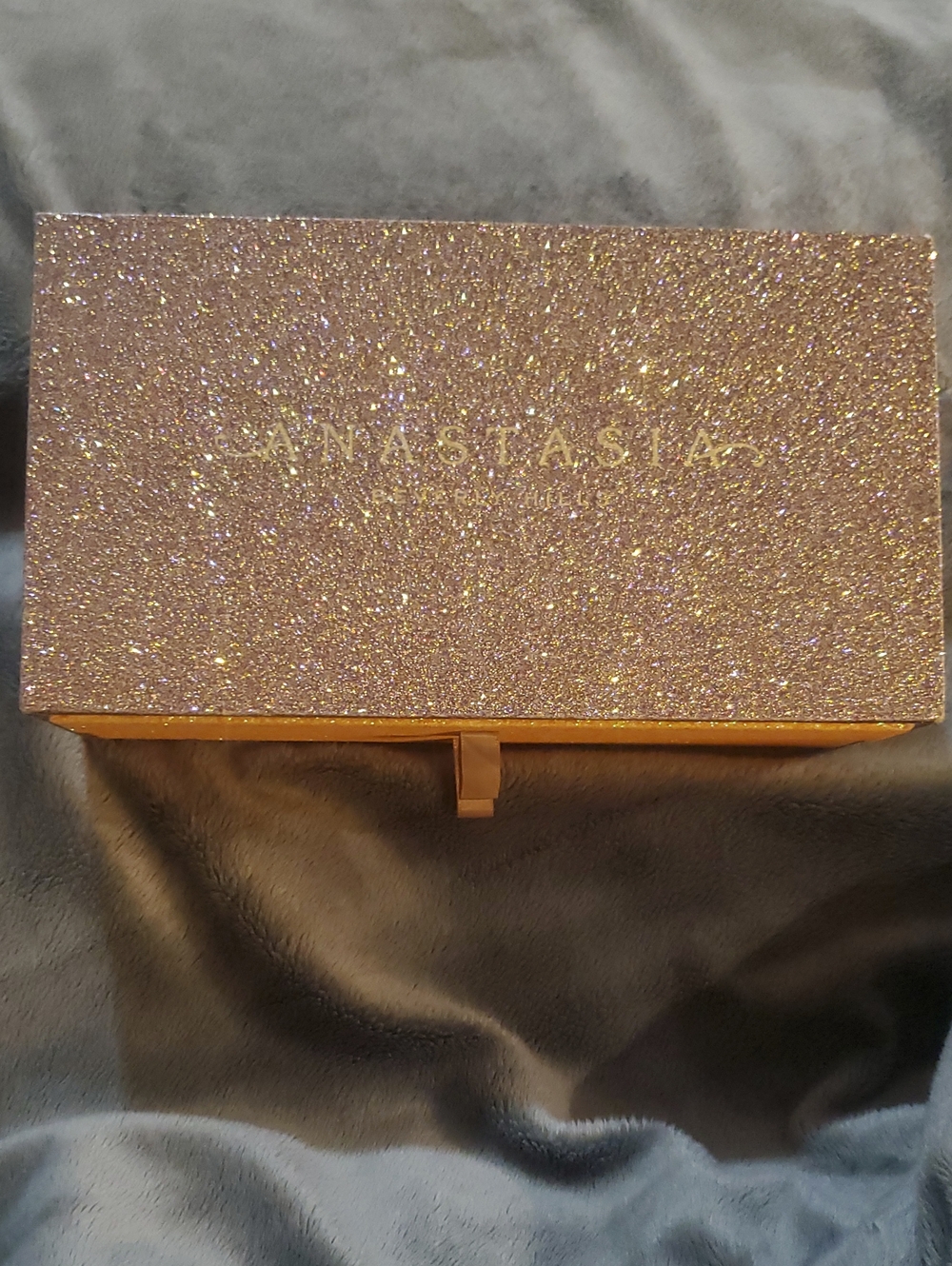 Anastasia Beverly Hills Glitter Gold Jewelry Case Limited Edition